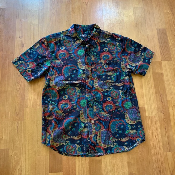 SYN Jeans Floral Short Sleeve Button Up - Picture 1 of 3